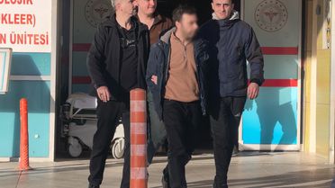 İnegöl'de Park Halindeki Araçlardan Hırsızlık