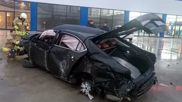 Edirne'de Takla Atan Araçta İki Yaralı