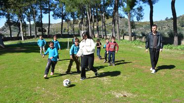 Öğrencilerden Okul İçin Sosyal Sorumluluk Projesi