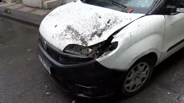 Bağcılar'da Bina Çatısı Çöktü