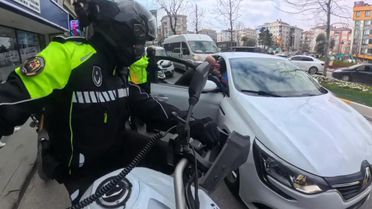 Zabıta Beyaz Melek Gibi