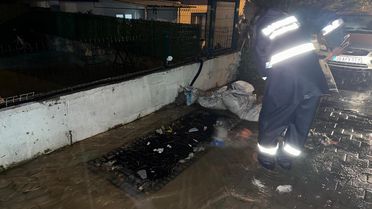 Bodrum'da Sağanak Yağış ve Su Baskınları