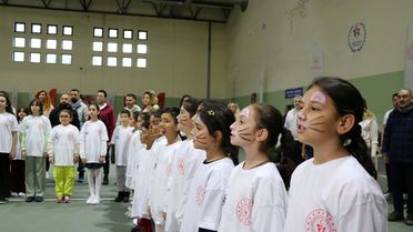 İpek Soylu'dan Dezavantajlı Çocuklara Tenis Desteği