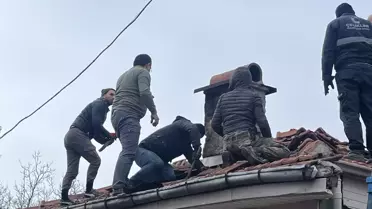 Tavşanlı'da Ev Yangını: Kullanılamaz Hale Geldi