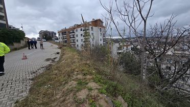 Mudanya'da Sağanak Sonrası Yol Çöktü