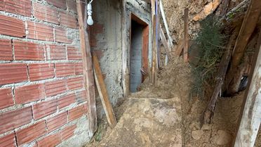 Bursa'da Heyelanda Mahsur Kalan Kadın Kurtarıldı