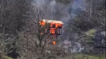 Çamlıhemşin'de serender yangını konuşuluyor: Şenyuva'da ahşap yapı kül oldu