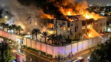 İran'dan, Suudi Arabistan'da ABD’li pilotların bulunduğu bölgeye saldırı 