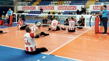 Oturarak Voleybol Süper Lig'inde Büyükşehir Belediyespor rüzgârı