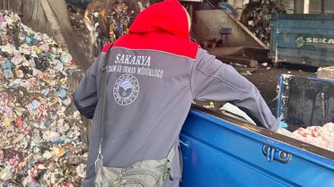 Sakarya'da skandal, denetimle ortaya çıktı: 200 kilo bozuk tavuk ele geçirildi