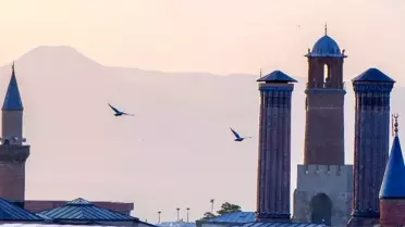 Erzurum Marşı'na Yeniden Hayat