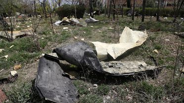 AA ekibi, dün ABD ve İsrail'in hedef aldığı Tahran'daki Şehit Beheşti Üniversitesi'ndeki yıkımı görüntüledi