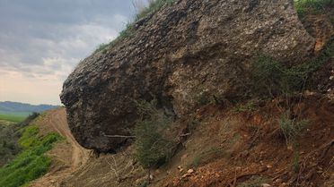 Aladağ'da Sağanak Kaya Yuvarladı