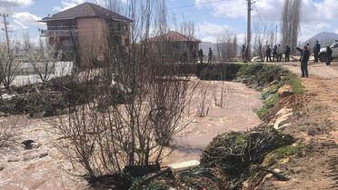 Elmalı'da Sağanak Tarım Arazilerini Vurdu