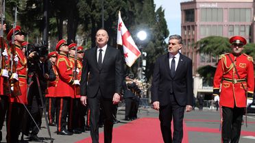 Aliyev, Gürcistan'da Bölgesel Barışı Vurguladı