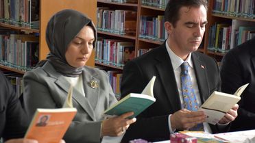 Bitlis'te Ailece Kitap Okuma Etkinliği