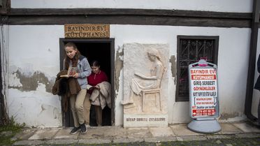 Ata Yadigarı Kütüphane Öğrencilerin İlgi Odağı