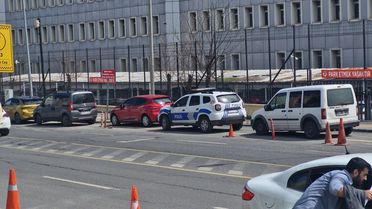 Boşanma davası süren çiftin yakınları arasında kavga: 1'i ağır, 3 yaralı