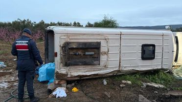 İznik'te Minibüs Devrildi: 1 Ölü, 12 Yaralı