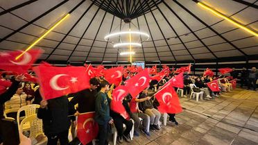 Fatih'te, A Milli Takım'ın Kosova galibiyeti coşkuyla kutlandı