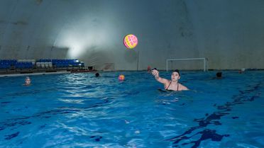 Göztepe Kadın Sutopu Takımı Çifte Kupaya Koşuyor