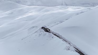 Hakkari'de Kış ve Bahar Bir Arada