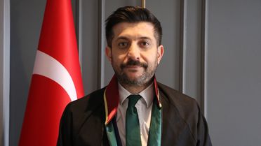 Hayali Gerçeğe Dönüştüren Avukat