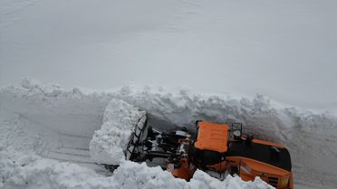 Erzincan'da Karla Mücadele Zorlu Geçiyor