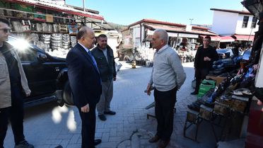 Vali Dallı Esnaf Ziyaretlerine Devam Etti
