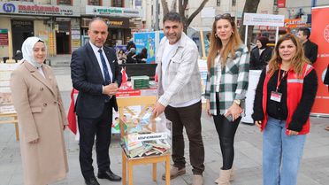 Konya'da 'Bir Kitap Bir Umut' Projesi