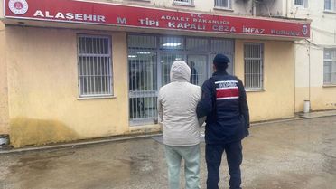 Manisa'da Uyuşturucu Operasyonu: 2 Tutuklama
