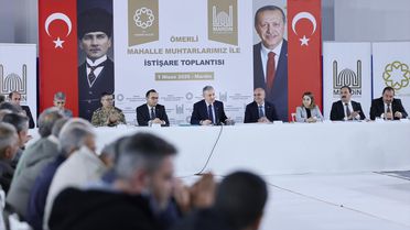 Vali Akkoyun Ömerli'de Muhtarlarla Buluştu