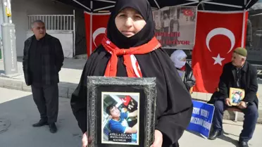 Muş'ta Evlat Nöbeti Devam Ediyor