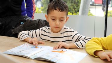 Sakarya'da minik öğrenciler kitap dünyasını yerinde keşfetti