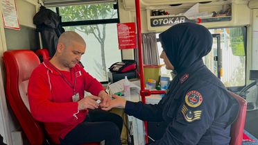 Jandarma'dan Kan Bağışı Etkinliği