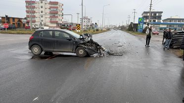 Atakum'da Trafik Kazası: 2 Yaralı