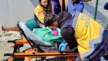 Sarıyer'de Kayalıklardan Düşen Kişi Kurtarıldı