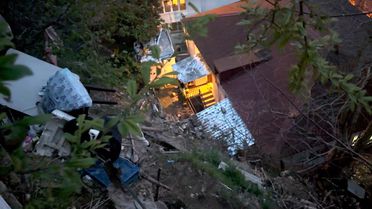 Sarıyer'de toprak kayması sonucu 6 binaya tahliye kararı verildi: Bina sakinleri belediyeye isyan etti