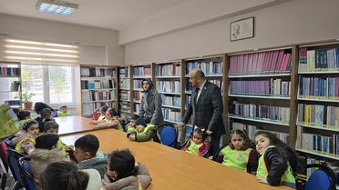 Kütüphane Haftası'nda Öğrenci Ziyareti