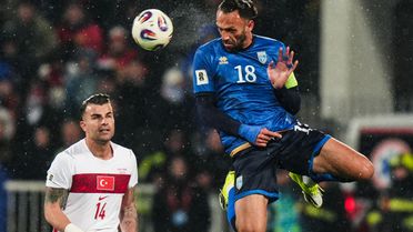 Vedat Muriqi'den kendisini suçlayan taraftara tepki: Yazıklar olsun sana, Allah seni kahretsin