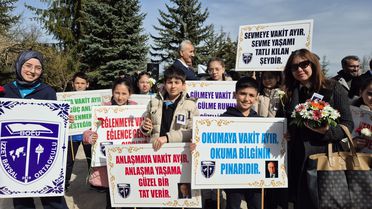 Bolu’da öğrenciler ve aileler Baysal’ın izinde bilim ve sanatta buluştu