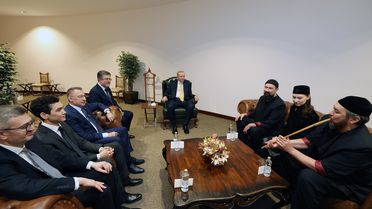 Cumhurbaşkanı Erdoğan, 'Ay Yola' Müzik Grubunu Ağırladı