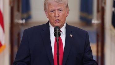 Trump: Önümüzdeki 2-3 hafta içerisinde İran'ı çok sert vuracağız