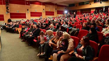 Bahçelievler'de Otizm Farkındalık Haftası'nda çocuklar performanslarını sergiledi
