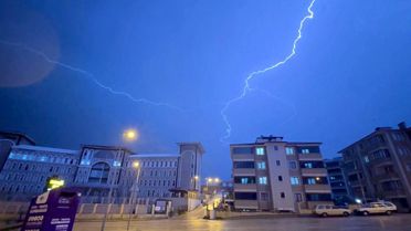 Karabük'te Gök Gürültülü Sağanak Yağmur