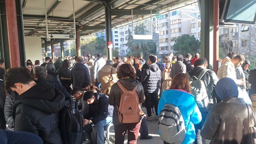 Marmaray Göztepe durağında hareketli dakikalar, hayatına raylarda son verdi
