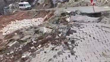 Nemrut Dağı Yolunda Heyelan