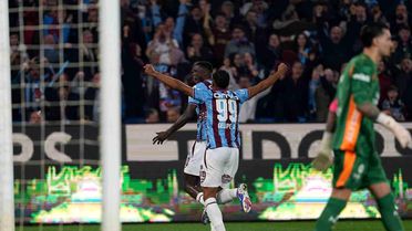 Trabzonspor - Galatasaray İlk Yarı Sonucu: 1-0
