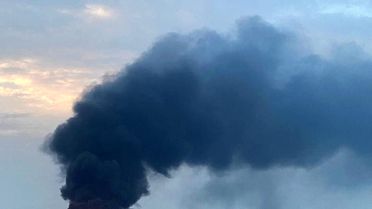 İran Saldırısı Bahreyn'de Yangın Çıkardı