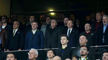 Bakan Bak, Fenerbahçe-Beşiktaş Derbisini İzledi
